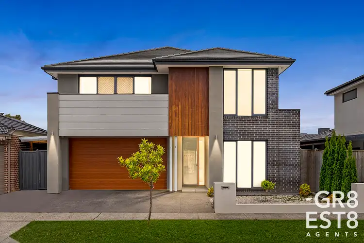 17 STRICKLAND STREET, Cranbourne West VIC 3977