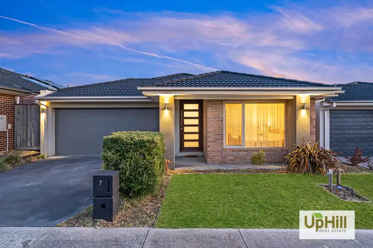 7 Fuji Street, Clyde North VIC 3978