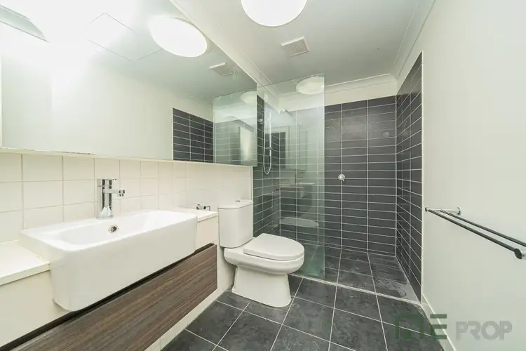 Fourth view of Homely apartment listing, 4/2 Yarra Bing Crescent, Burwood VIC 3125