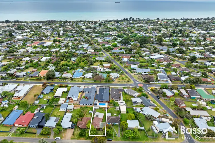 14 Meadow Avenue, Rye VIC 3941
