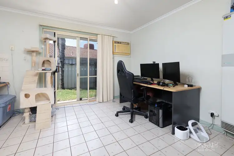 Fifth view of Homely block of units listing, 1-3/2 LYONS PLACE, Wodonga VIC 3690