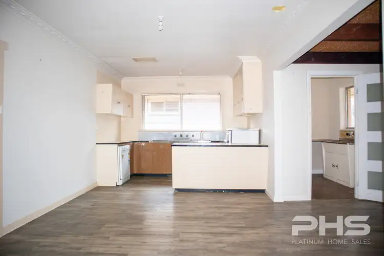 Fifth view of Homely house listing, 225 Westblade Avenue, Kerang VIC 3579