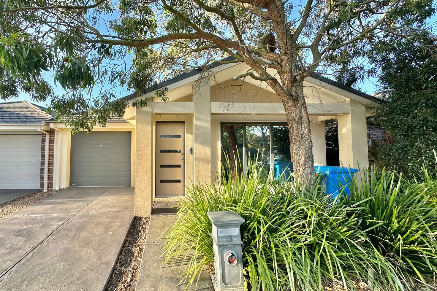 Main view of Homely house listing, 3 Hestia Avenue, Cranbourne West VIC 3977