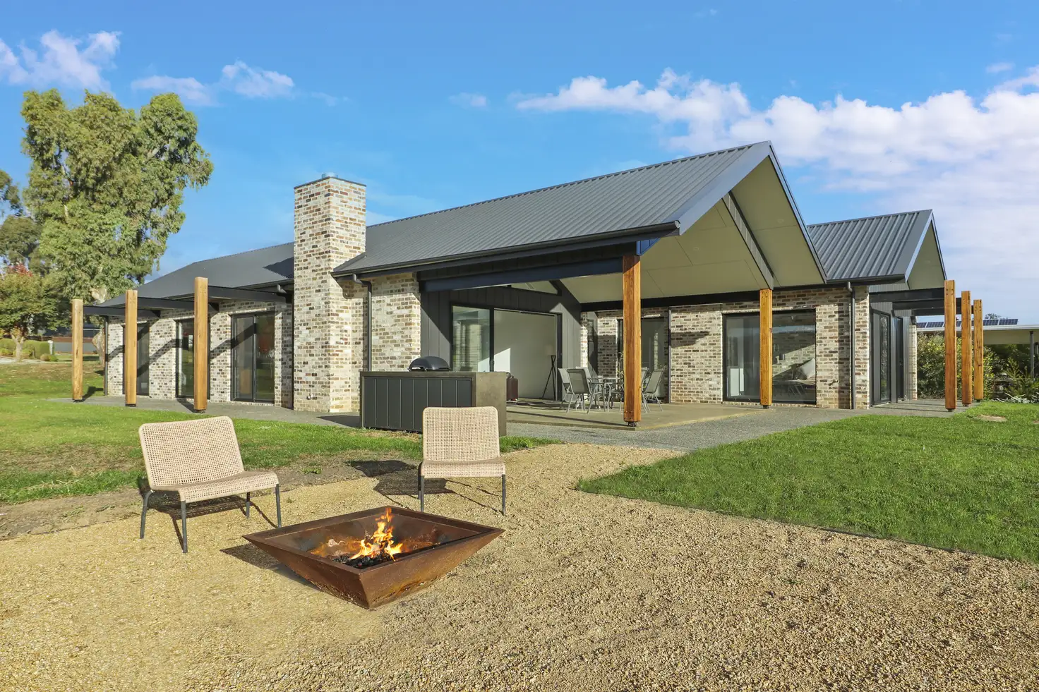 Main view of Homely house listing, 9 Oaksford Drive, Mansfield VIC 3722