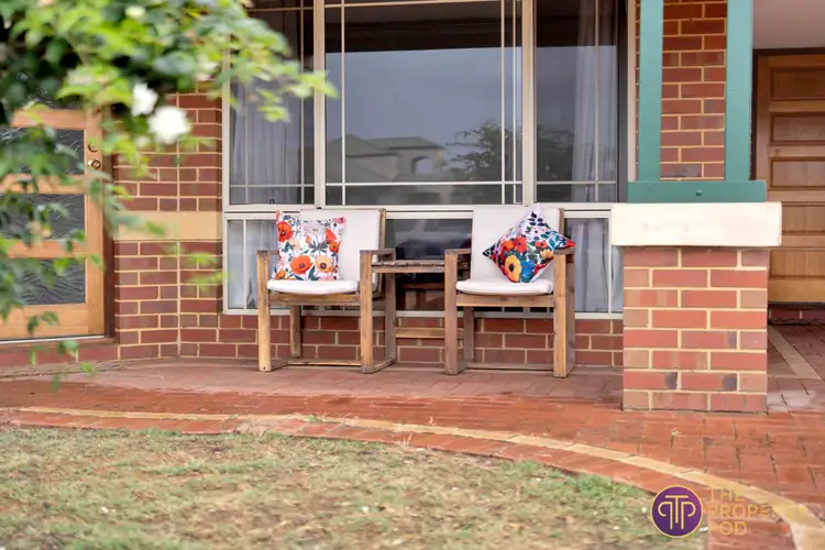 Second view of Homely house listing, 6 Chesham Mews, Canning Vale WA 6155