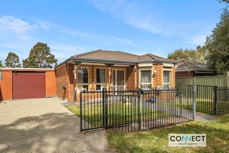 Second view of Homely house listing, 6 Masterton Place, Cranbourne East VIC 3977