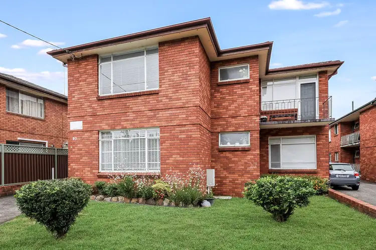 8/27 Parry Avenue, Narwee NSW 2209