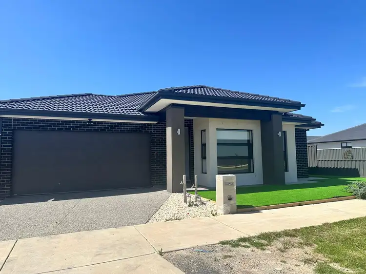 31 Bear Street, Tarneit VIC 3029