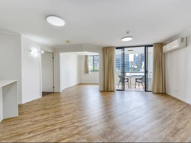 Third view of Homely apartment listing, 321/5 Edmondstone Street, South Brisbane QLD 4101