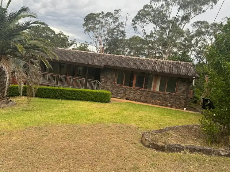 26 Rutherglen Avenue