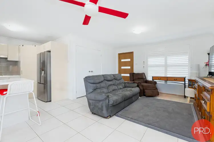 Fifth view of Homely house listing, 2 Olearia Way, Aberglasslyn NSW 2320