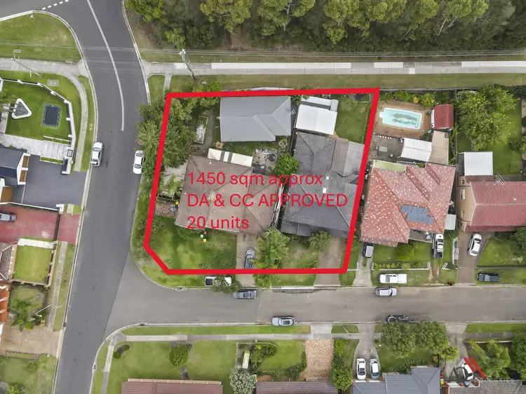 35 - 37 Simone Crescent, Casula NSW 2170