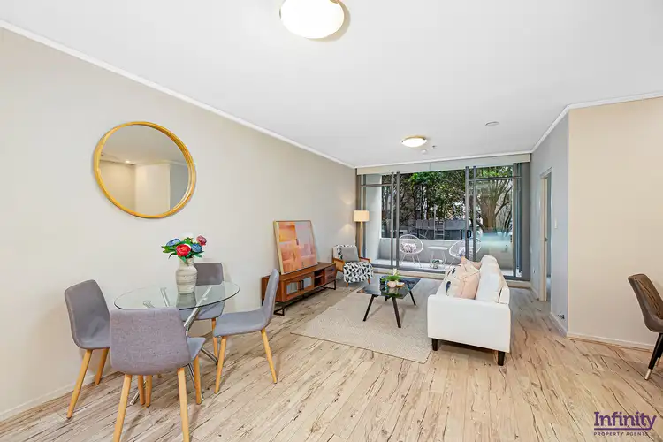 1 Bruce Bennetts Place