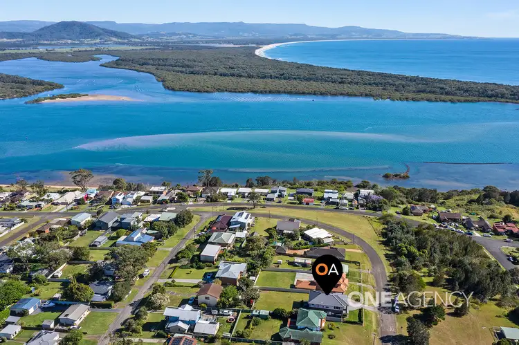 7 Orsova Parade, Orient Point NSW 2540