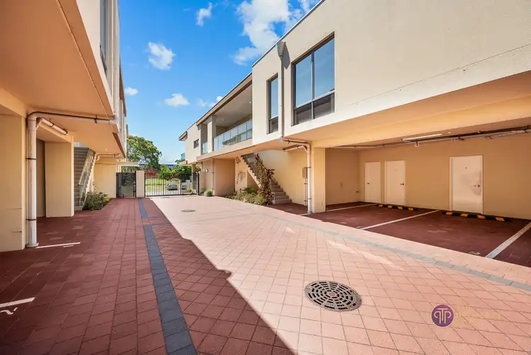 Third view of Homely unit listing, 2/3 Oak Street, Cannington WA 6107