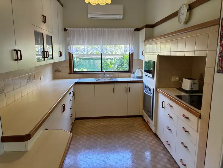 Fifth view of Homely house listing, 232 SCOTT STREET, Warracknabeal VIC 3393