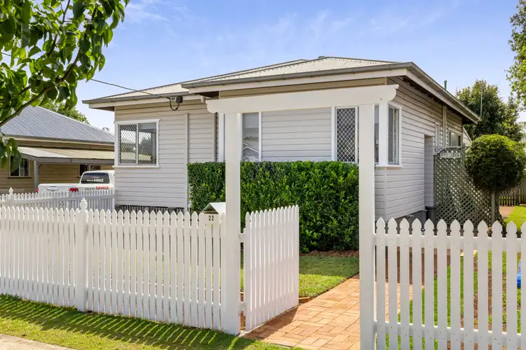 22 Cay Street, Newtown QLD 4350