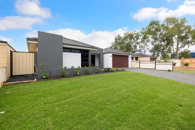 Second view of Homely house listing, 16 Woodside Loop, Beckenham WA 6107