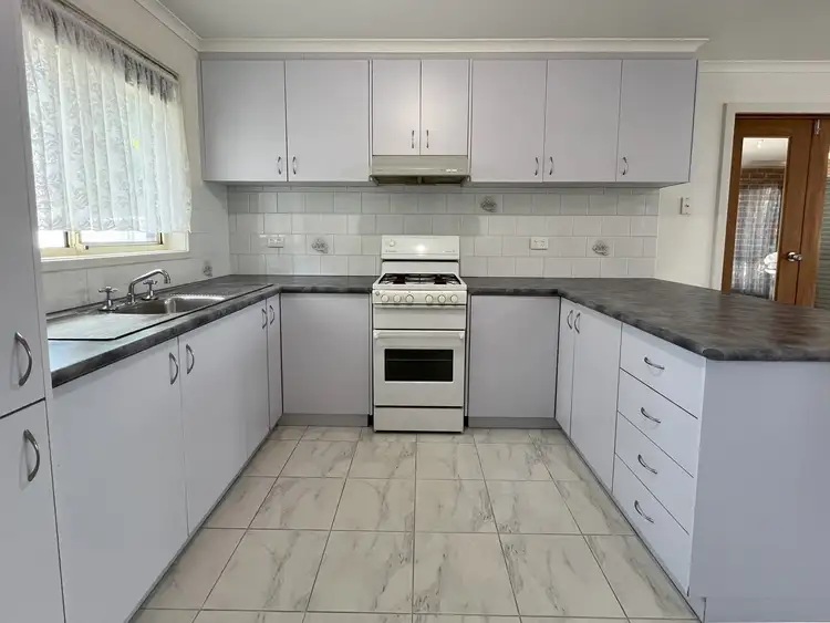 Fifth view of Homely townhouse listing, 1/16 Bright Street, Eaglehawk VIC 3556
