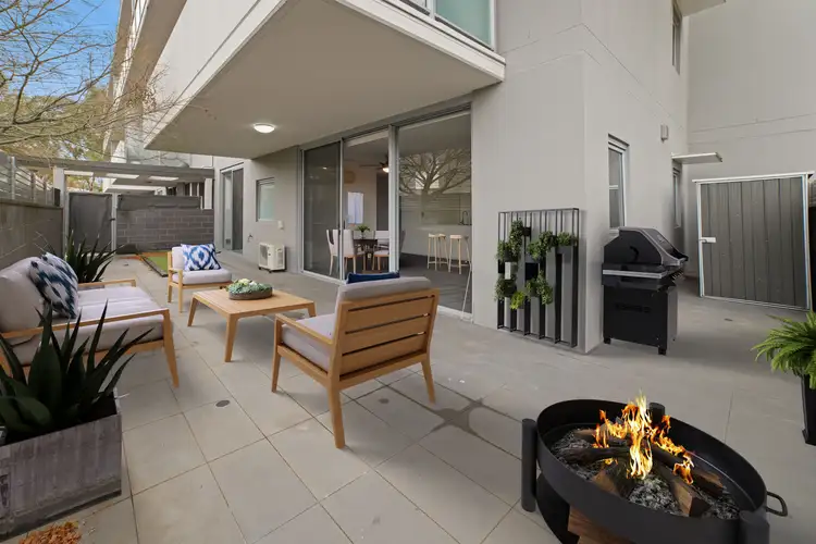 120/8 Baudinette Circuit, Bruce ACT 2617