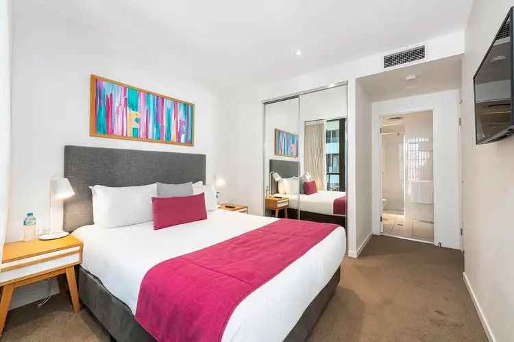 Sixth view of Homely unit listing, 402/2663 GOLD COAST HIGHWAY, Broadbeach QLD 4218