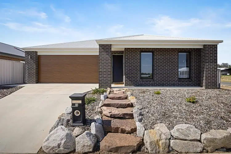 Main view of Homely house listing, 33 GLENWOOD BOULEVARD, Baranduda VIC 3691