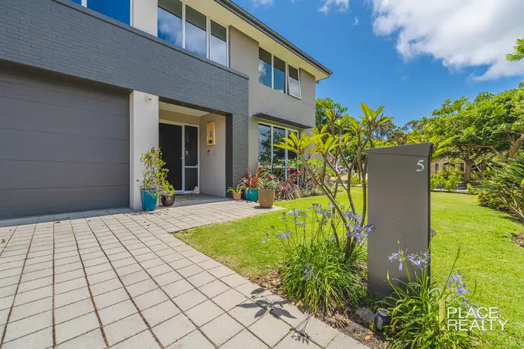 Second view of Homely house listing, 5 Arcot Court, Meadow Springs WA 6210