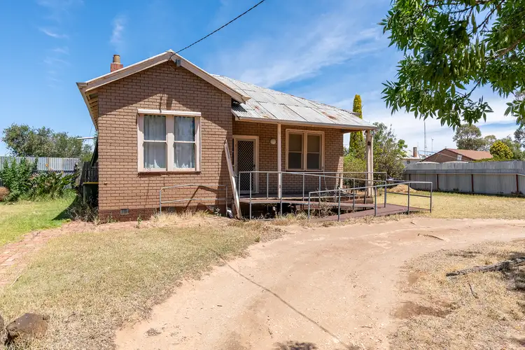 16 Gray Street, Rainbow VIC 3424