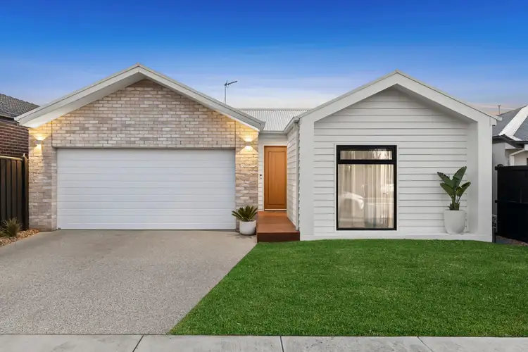 50 Arnold Circuit, Charlemont VIC 3217