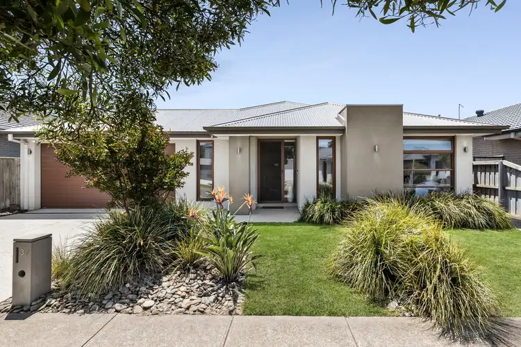 37 Grieve Avenue