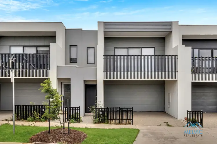 4 Walcho Street