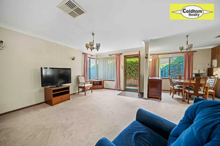4/33 Park Street, Como WA 6152
