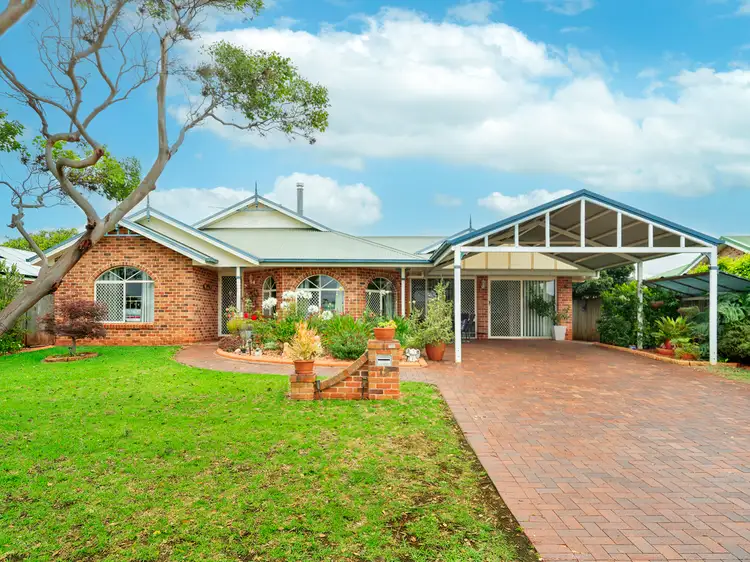 12 May Court, Middle Ridge QLD 4350