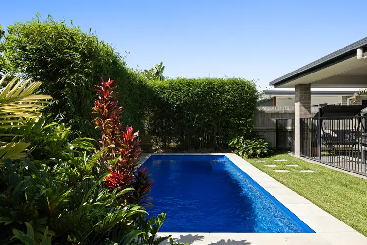 19 Sapphire Way, Palmview QLD 4553