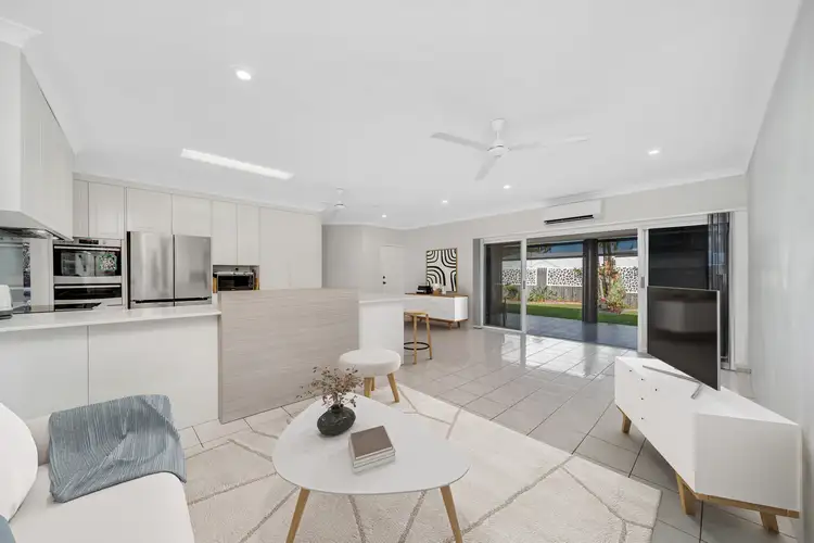 Sixth view of Homely house listing, 15 Solomon Place, Mooroobool QLD 4870