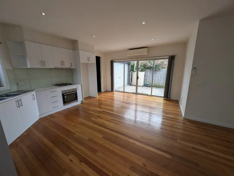 Main view of Homely villa listing, 2/70 Hubert Avenue, Glenroy VIC 3046