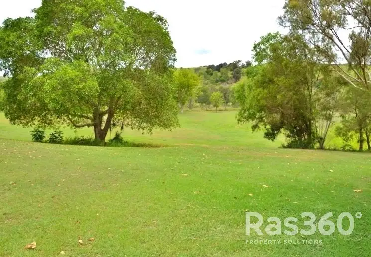 10 Teamster Street, Plainland QLD 4341