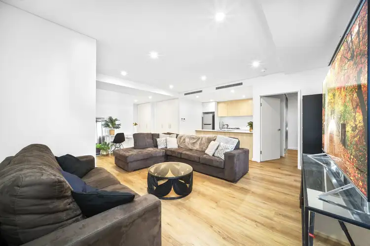 5 Adonis Avenue