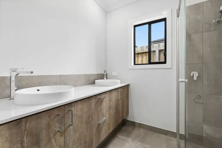 Sixth view of Homely house listing, 2 Schubert Place, Mount Duneed VIC 3217