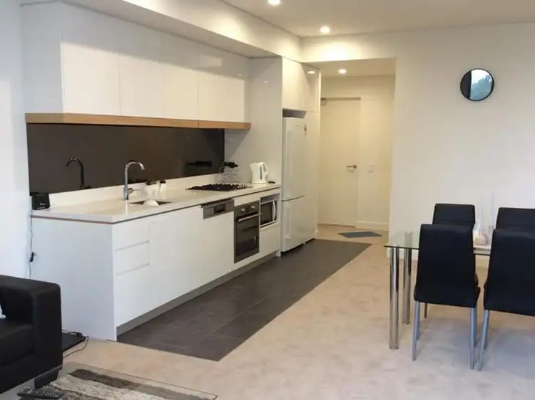 767 Botany Road