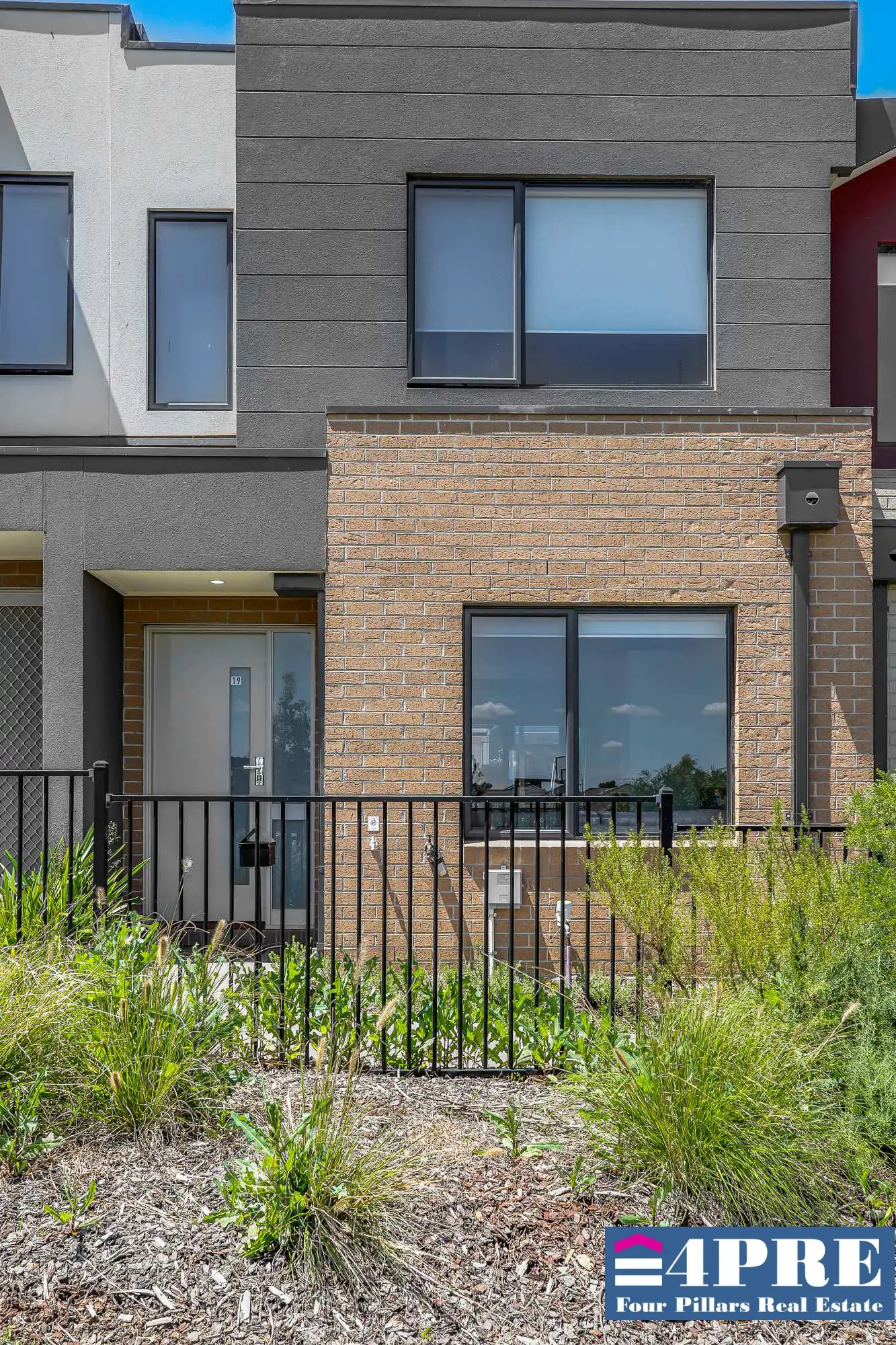Main view of Homely townhouse listing, 19 Clendon Way, Craigieburn VIC 3064
