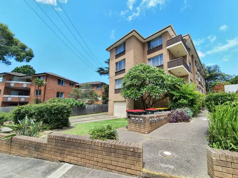 Main view of Homely unit listing, 3/86 Kensington Road, Summer Hill NSW 2130