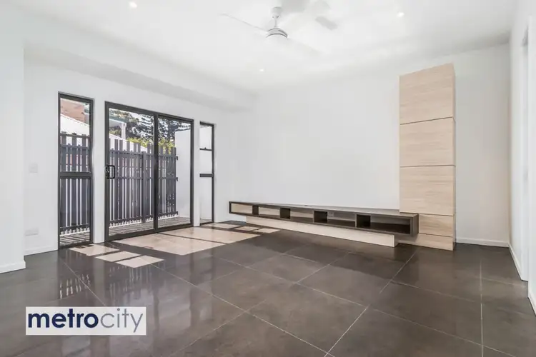 Second view of Homely townhouse listing, 4/173 Sir Fred Schonell Drive, St Lucia QLD 4067
