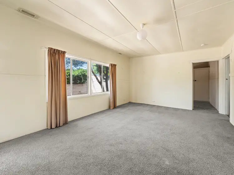 Third view of Homely unit listing, 2/6 Charman Avenue, Euroa VIC 3666