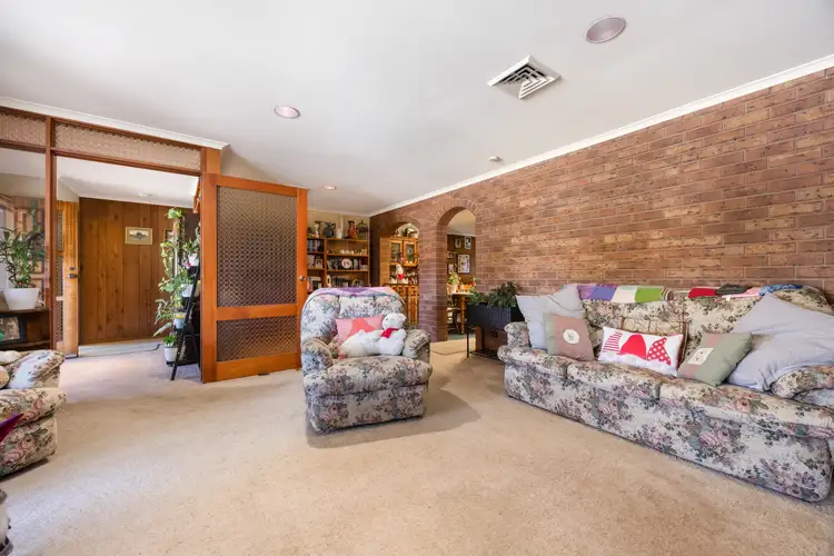 Second view of Homely house listing, 2 Mockridge Drive, Kangaroo Flat VIC 3555