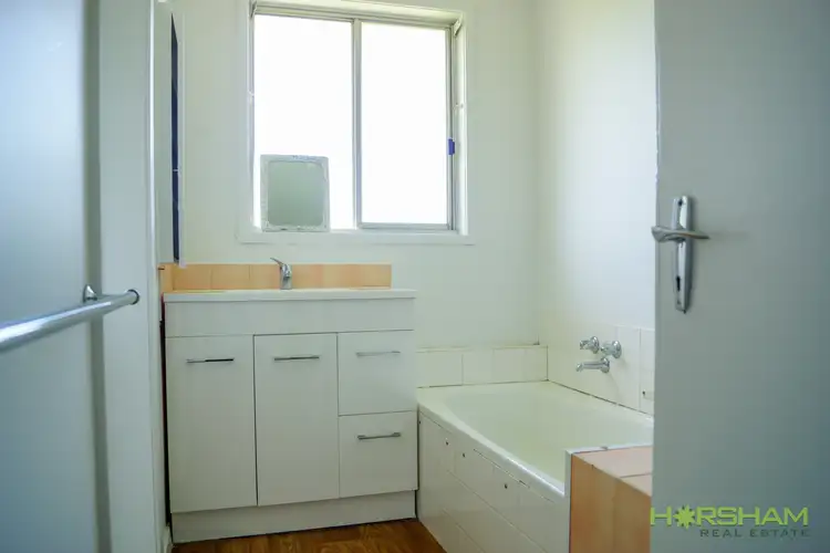 Fourth view of Homely house listing, 6 Felstead Avenue, Horsham VIC 3400