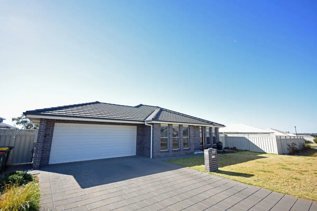 Main view of Homely house listing, 1 Apsley Crescent, Dubbo NSW 2830