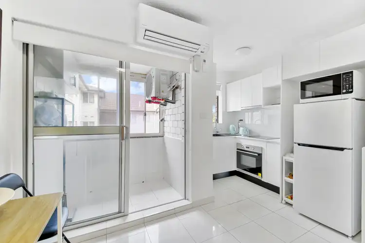 Second view of Homely apartment listing, 31/12-16 Goulburn Street, Warwick Farm NSW 2170