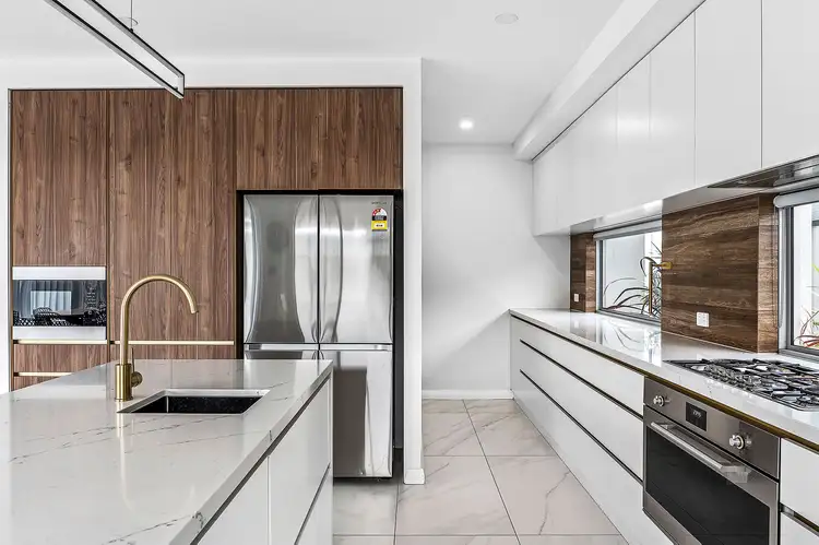 31 Lyrebird Square, Ballajura WA 6066