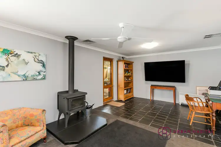 Fifth view of Homely house listing, 8 Perriam Close, Parmelia WA 6167
